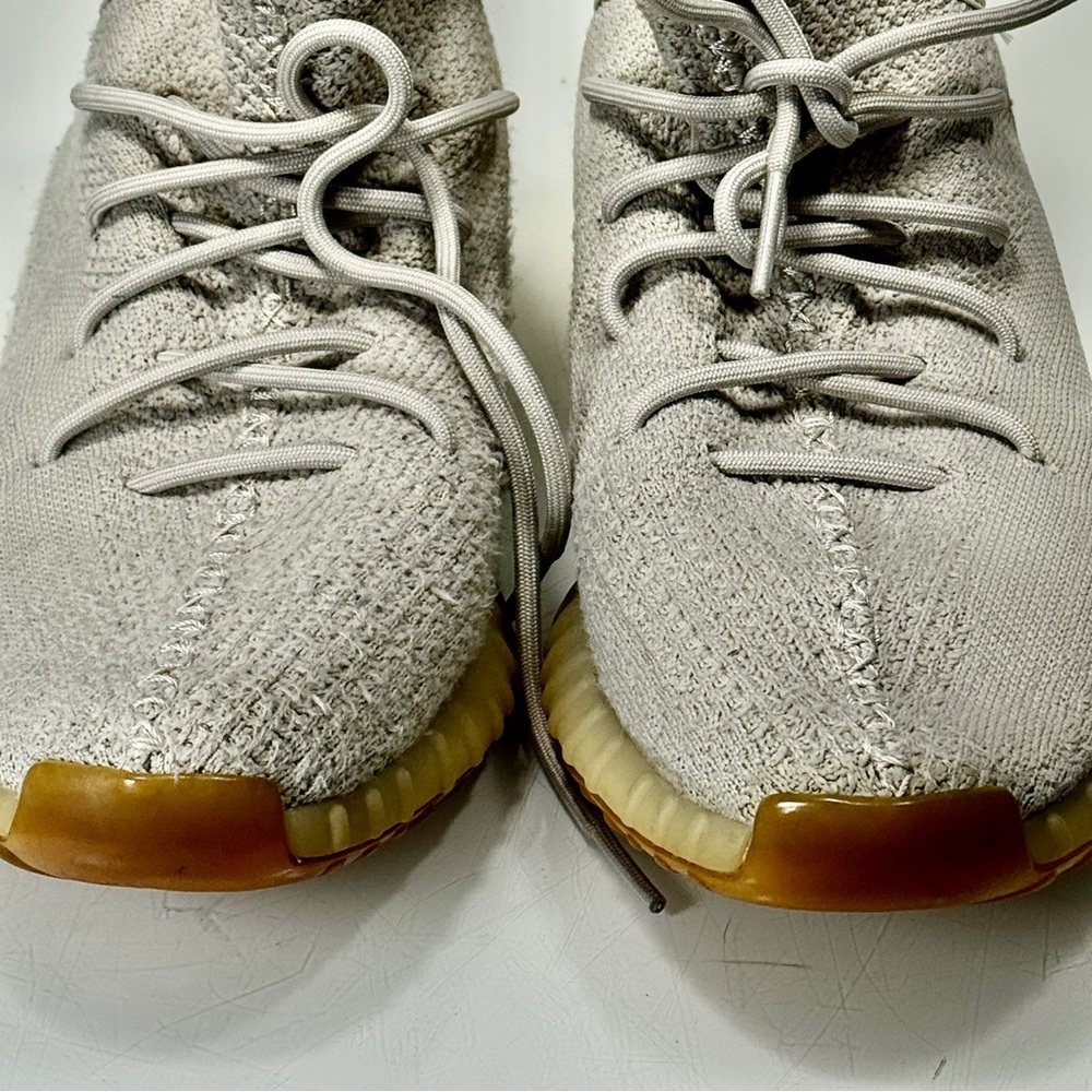 Adidas Yeezy Boost 350 V2 Light Gray Sesame Lace Up Sneakers Size 13 - Picture 9 of 13